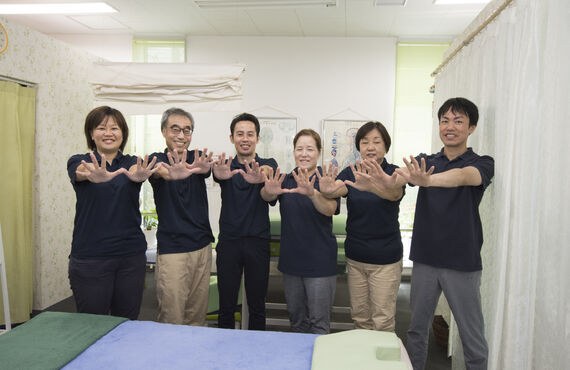 八丁堀にある院では波動療法を用いた高品質な施術をご提供しております